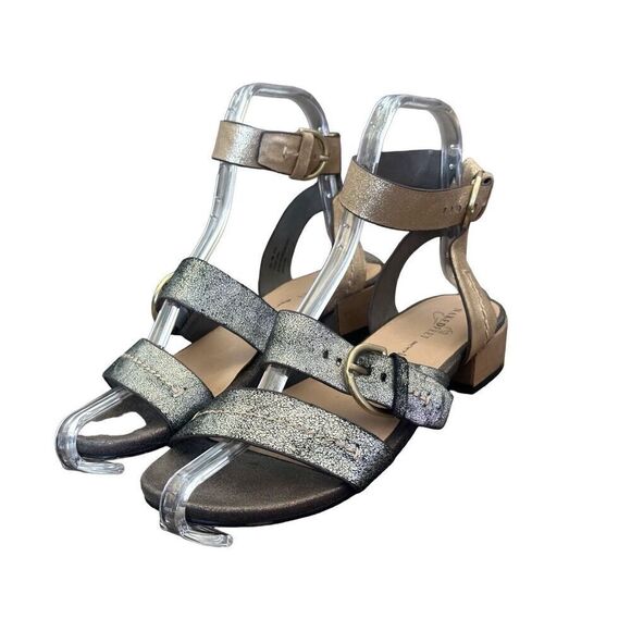 Naked Feet Zeke Two Tone Metallic Buckle Block Heel Sandals Women’s Size 10 - Picture 1 of 10